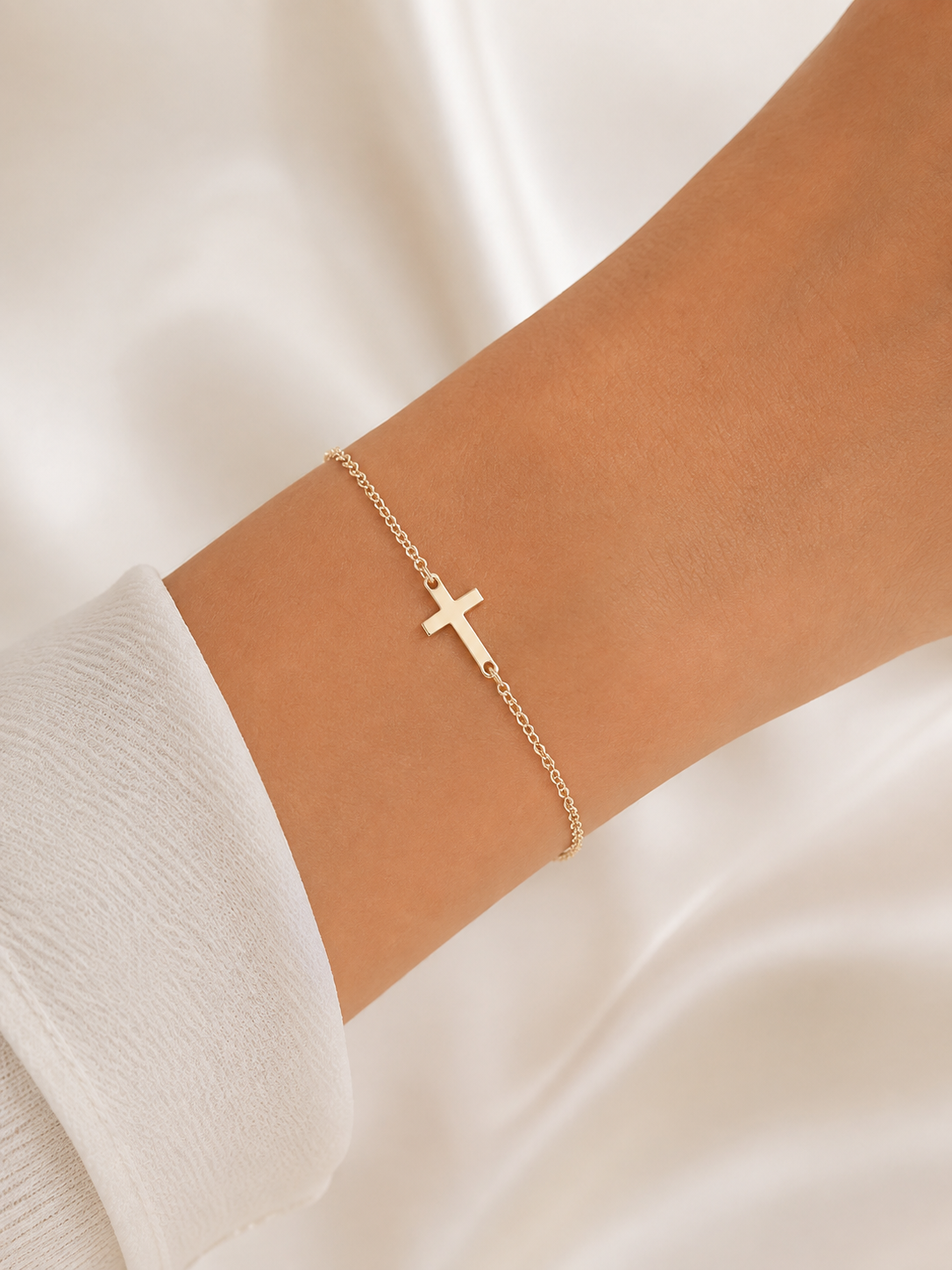 Simple Cross Bracelet